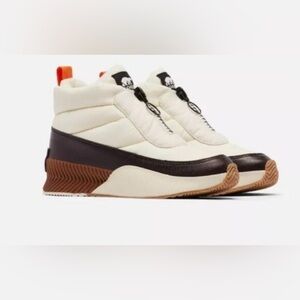 Sorel Puffer Sneaker Boots Out and About Puffy Waterproof Insulated size 7.5